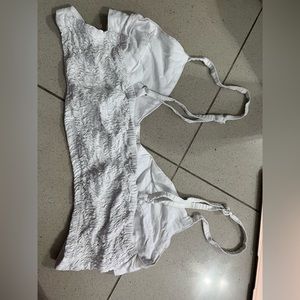 very beautiful top don't fit me anymore